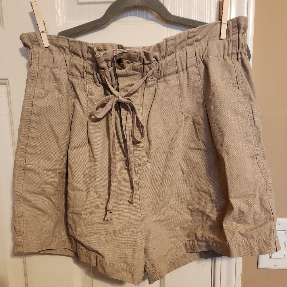 Xenana NWT boutique button up shorts size XL